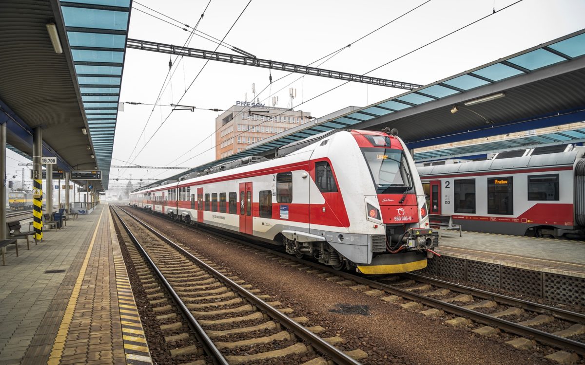 Nove elektricke jednotky panter budu dodavane pre regionalnu prevadzku elektrifikovanych trati v kosickom a presovskom kraji.jpg