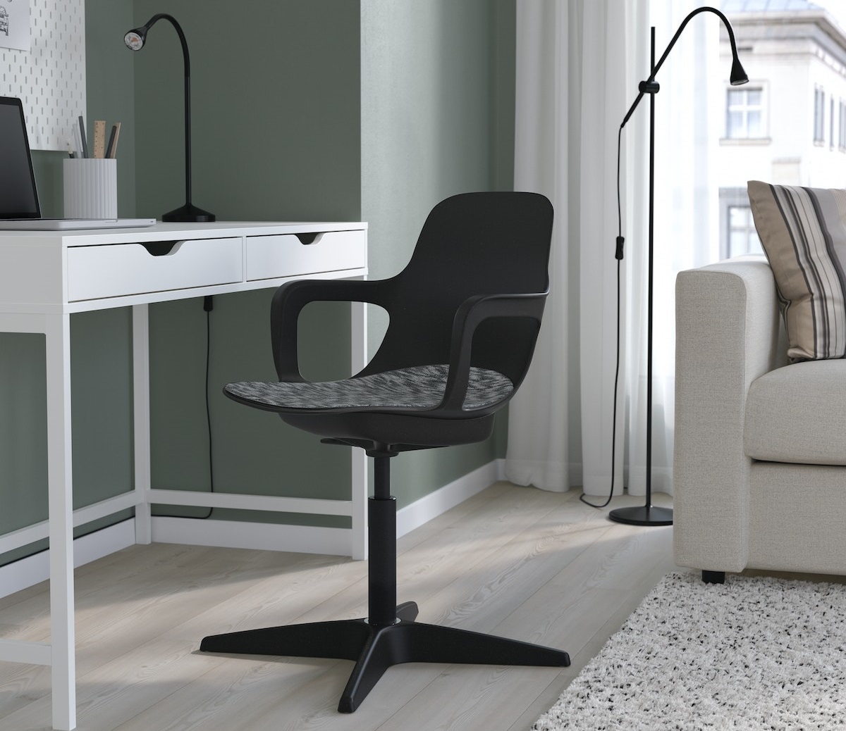 Stolička IKEA, nebezpečný výrobok