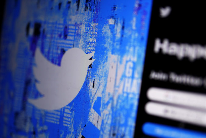 Twitter odstúpi od kódexu postupov v oblasti dezinformácií, reakcia spoločnosti pre média bolo emodži hovienko