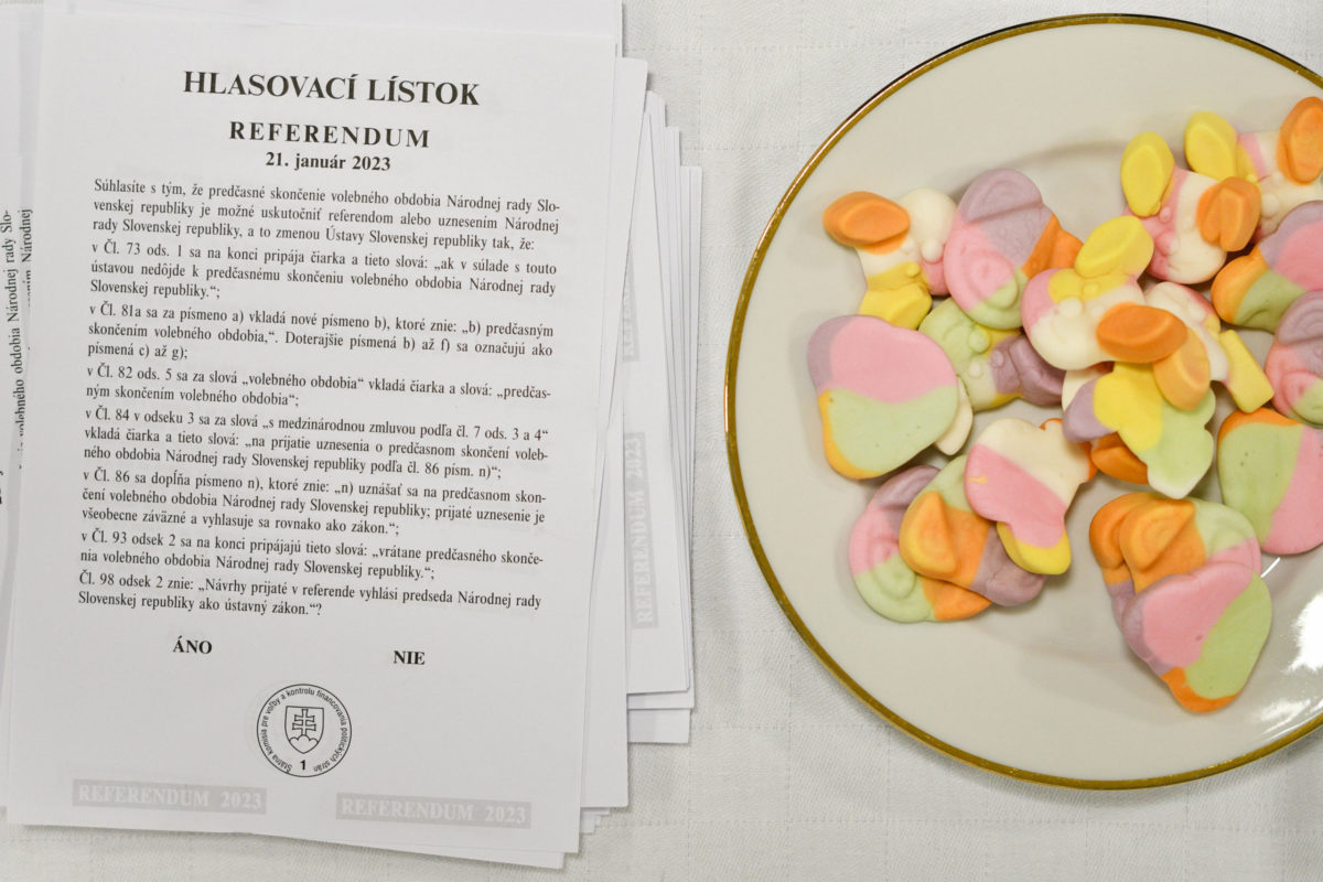 REFERENDUM 2023: Otvorenie volebných miestností