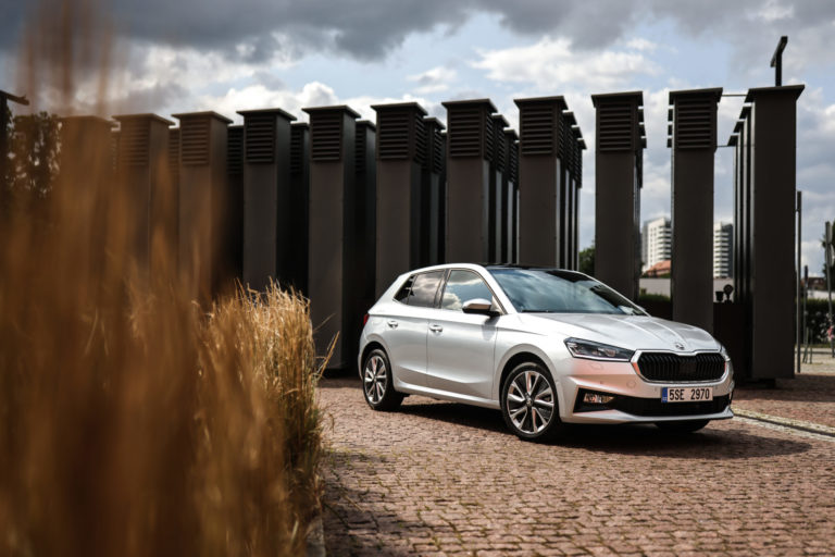 121_skoda_fabia_ml_brilliant_silver.jpg