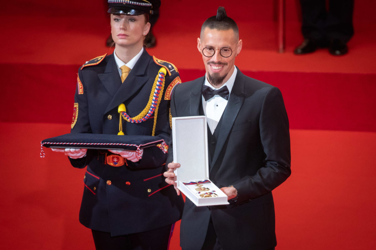 PREZIDENT: Udeľovanie štátnych vyznamenaní