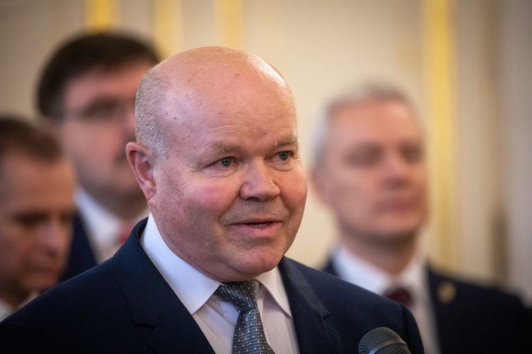 Prezidentka SR Zuzana Čaputová prijala predstaviteľov Združenia miest a obcí Slovenska (ZMOS), Únie miest Slovenska (ÚMS) a združenia samosprávnych krajov SK8
