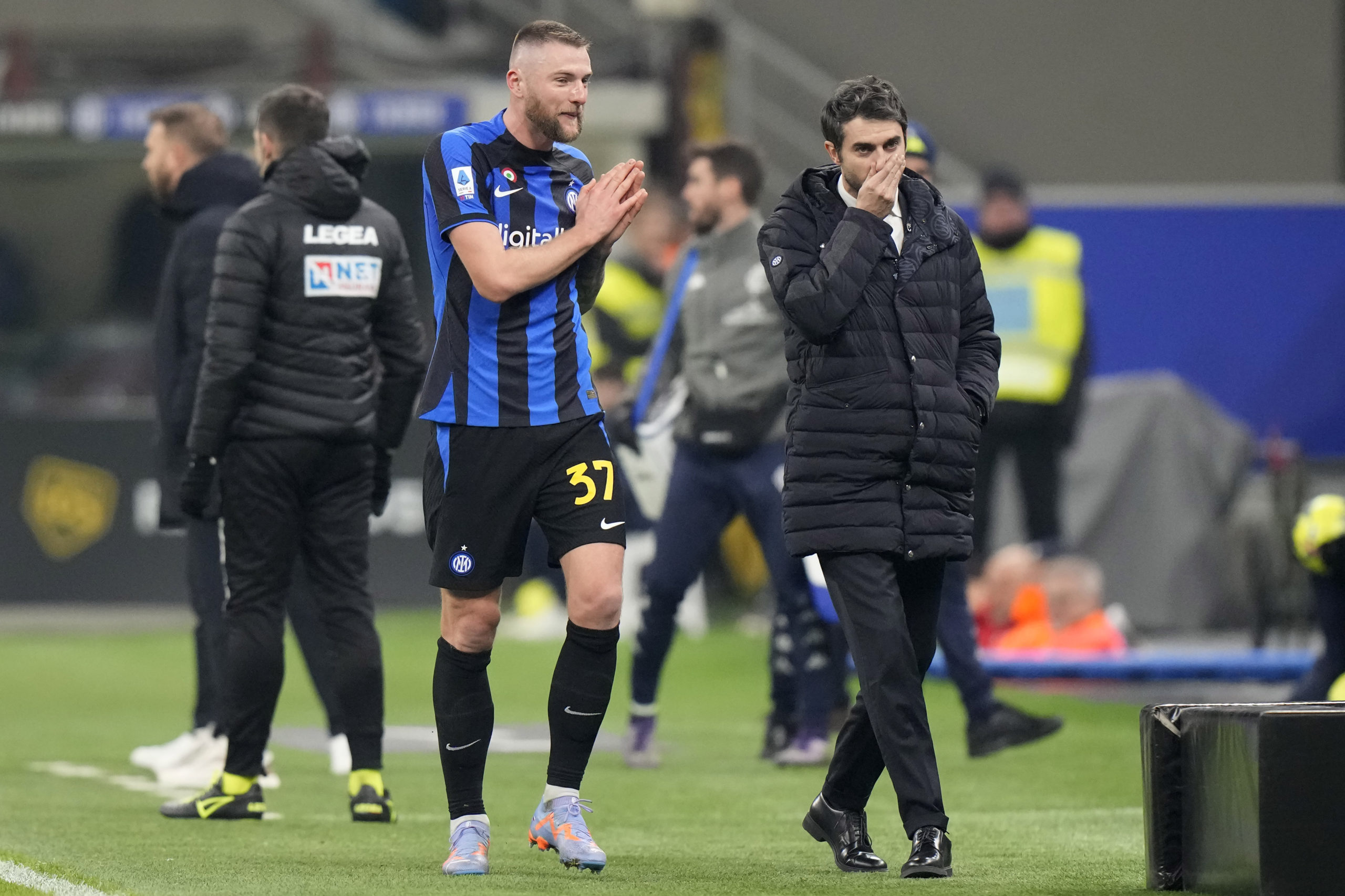 Škriniar dostal červenú kartu už v prvom polčase, Inter prehral a tréner sa vyjadril aj k jeho prestupu (video)