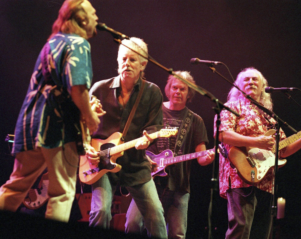 Graham Nash, David Crosby, Neil Young, Stephen Stills