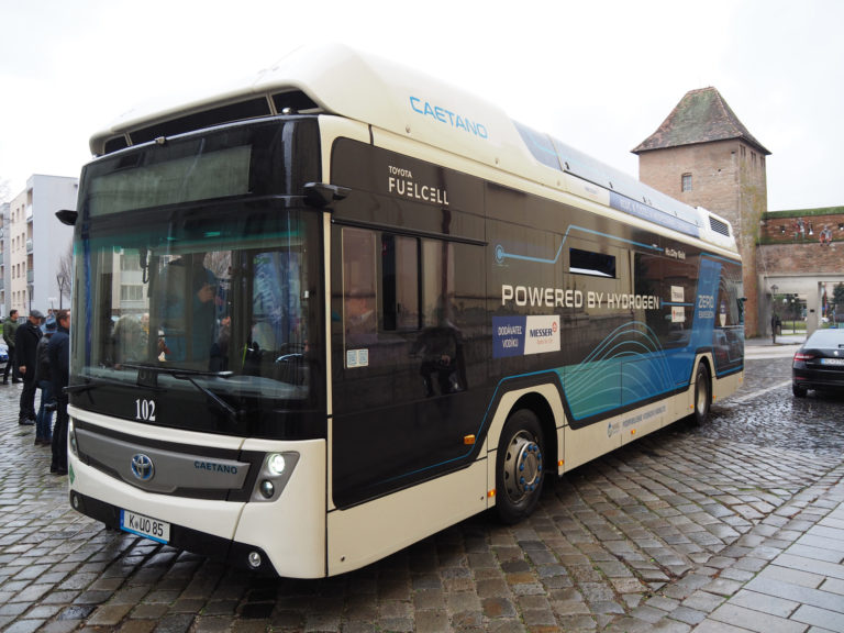 DOPRAVA: Skúšobné jazdy vodíkového autobusu