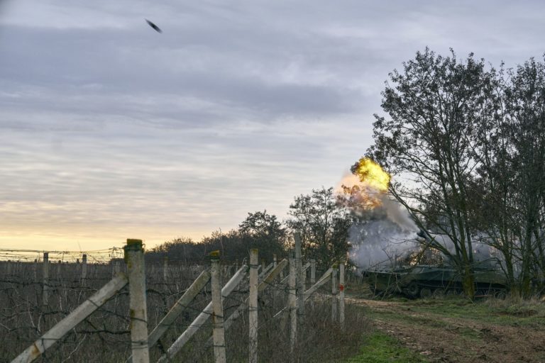 Vojna, tank, Ukrajina, vojaci