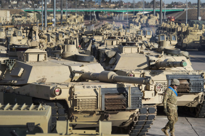 Tanky Abrams už sú na Ukrajine a pripravujú sa na posilnenie brigád, oznámil Zelenskyj