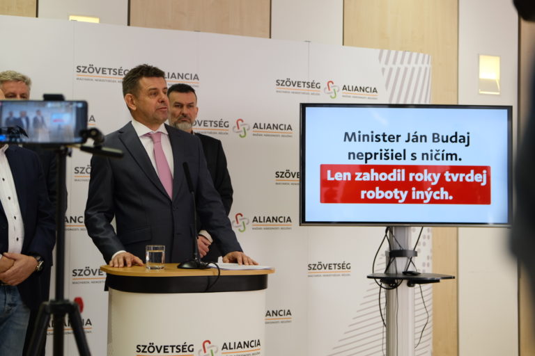 László Sólymos