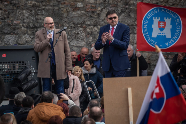 PROTEST: Združenia miest a obcí Slovenska
