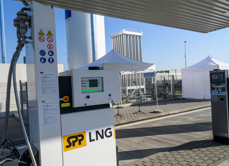 EKONOMIKA: Prvá čerpacia stanica CNG/LNG v Trnave