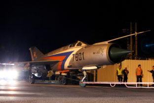SIAF 2012: Prevoz stíhačky MiG 21