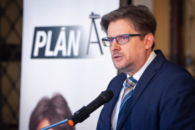 MLÝNEK: Kandidát na primátora Bratislavy