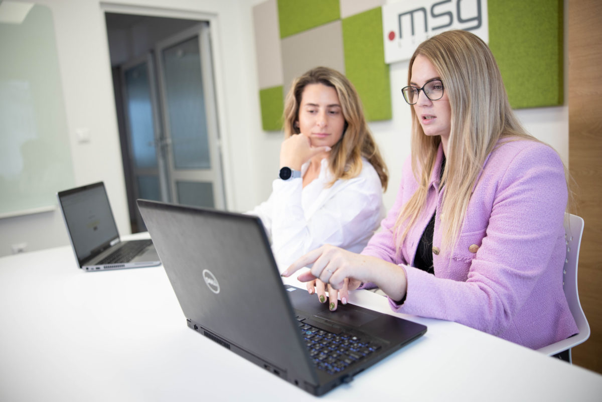 Msg zeny it spolocnost.jpg