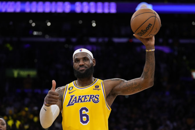 Los Angeles Lakers, LeBron James