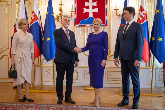 PREZIDENT: Prijatie nového prezidenta Česka