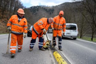 DOPRAVA: Rekonštrukcia cesty Strečno – Dubná skala