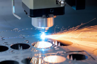 CNC laserový rezací stroj