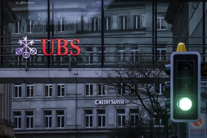 UBS, Credit Suisse