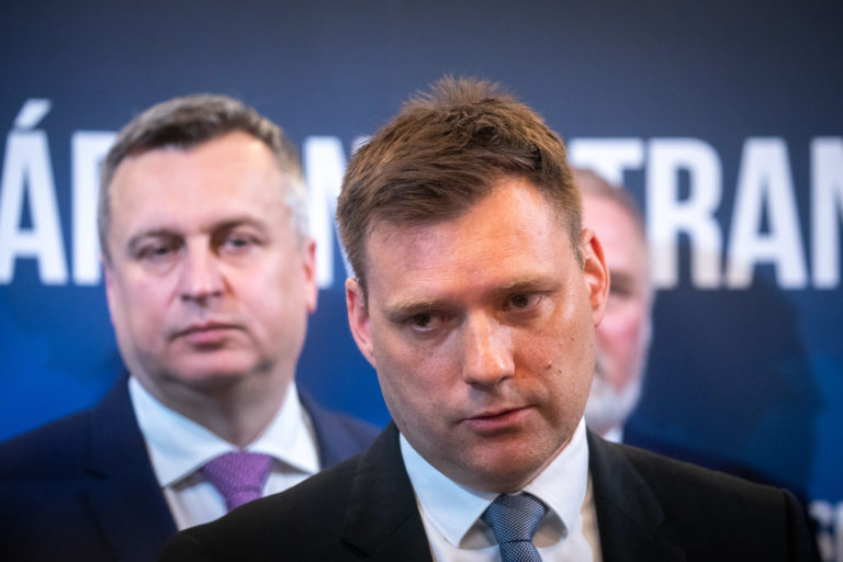 SNS: Spojenie strán SNS a Život - NS