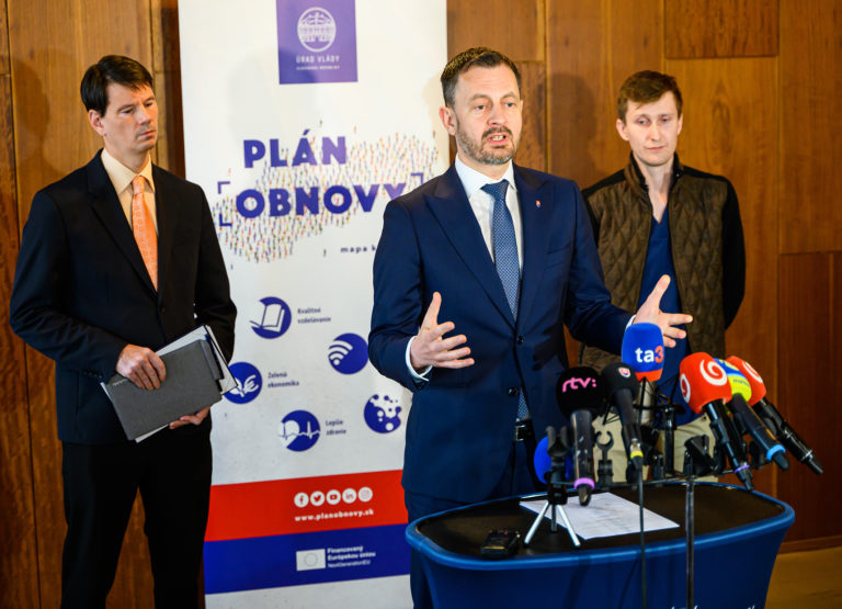 VLÁDA: Nedostatok ambulancií v regiónoch