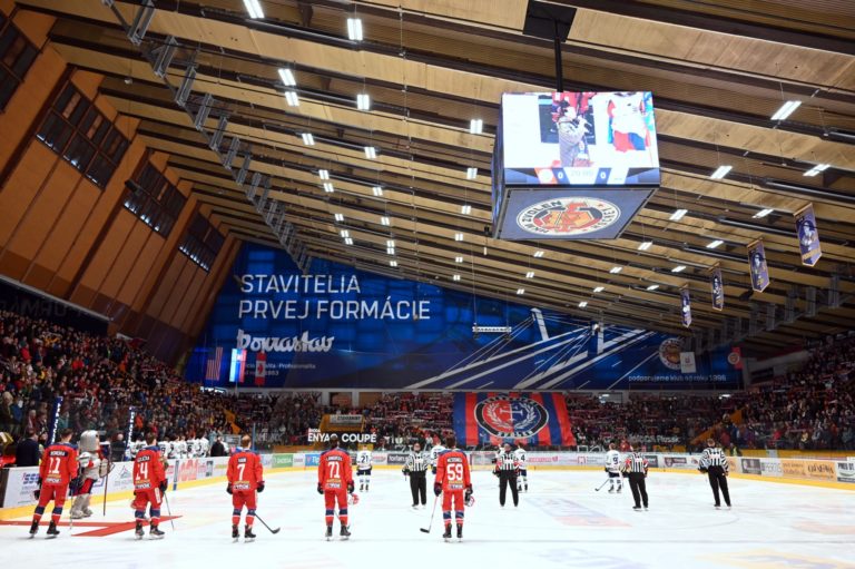 HOKEJ TE: HKM Zvolen - HK Grotto Spišská Nová Ves