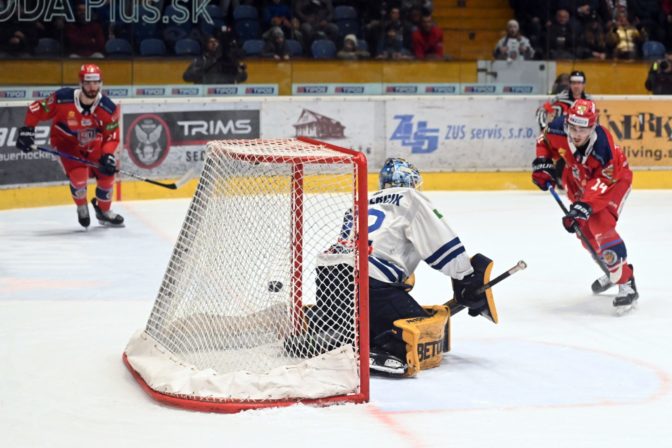 HOKEJ TE: HKM Zvolen - HK Grotto Spišská Nová Ves