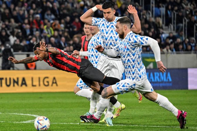 FUTBAL FL: ŠK Slovan Bratislava - FC Spartak Trnava