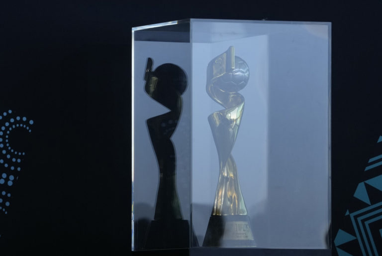 FIFA, trofej