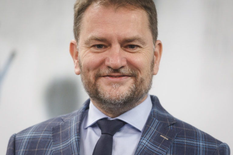 MF SR: Premiér prevzal rezort financií