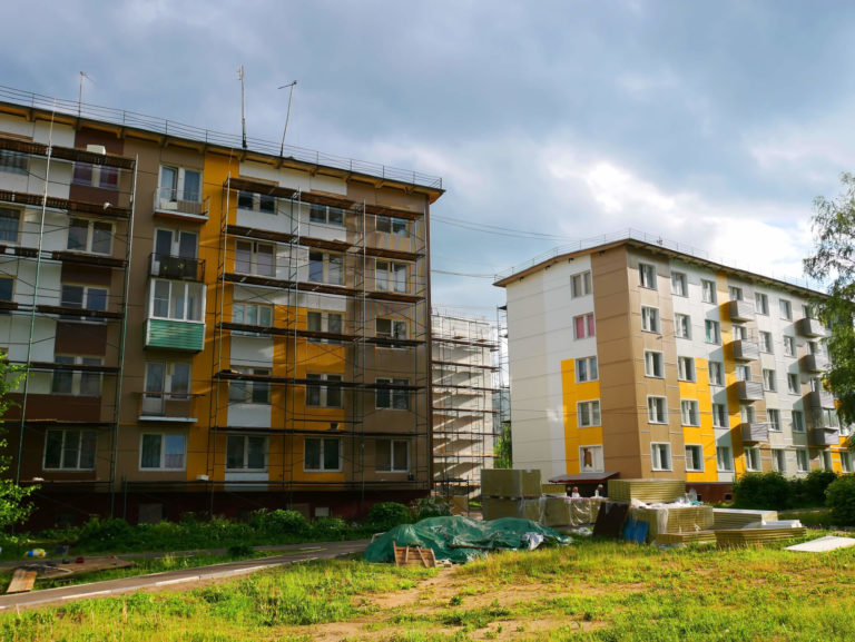 Najhoršia úroveň bývania v EÚ je podľa Indexu prosperity na Slovensku