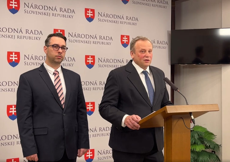 Vladimír Ledecký, Peter Cmorej