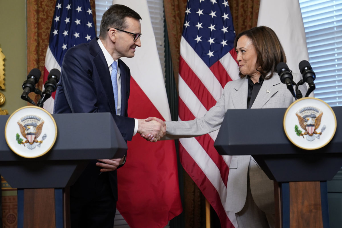 Harris, Morawiecki