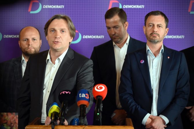 DEMOKRATI: Predstavili nové posily