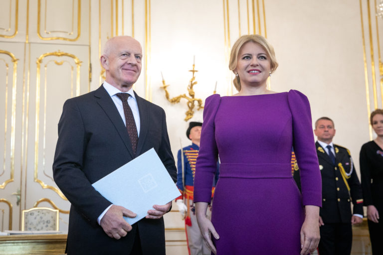 PREZIDENT: Vymenovanie novej vlády odborníkov