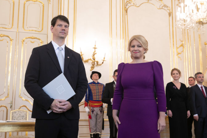 PREZIDENT: Vymenovanie novej vlády odborníkov