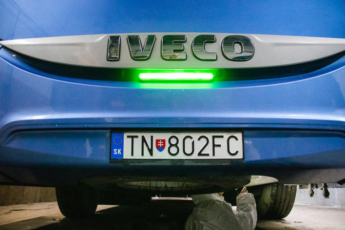 Predné brzdové svetlo