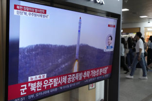 Severná Kórea, špionážny satelit, raketa