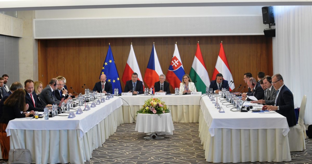 Stretnutie ministrov vnútra V4 a Rakúska v Bratislave