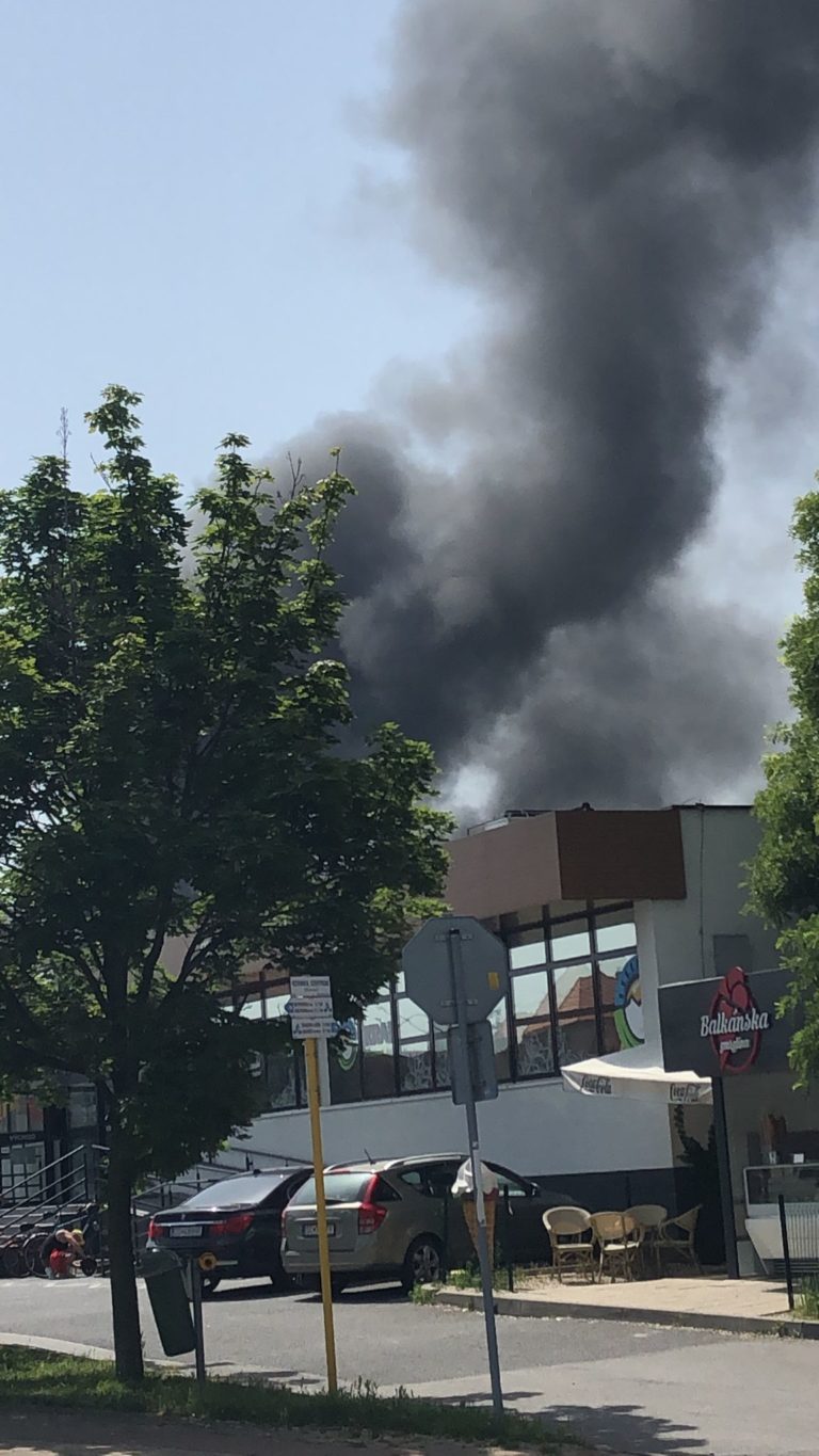 Požiar v Rovinke, hasiči