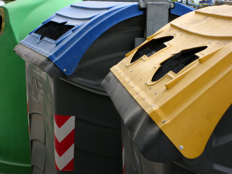 Recycle containers