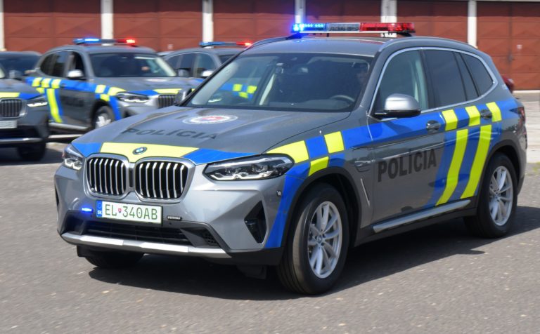 Nové policajné autá
