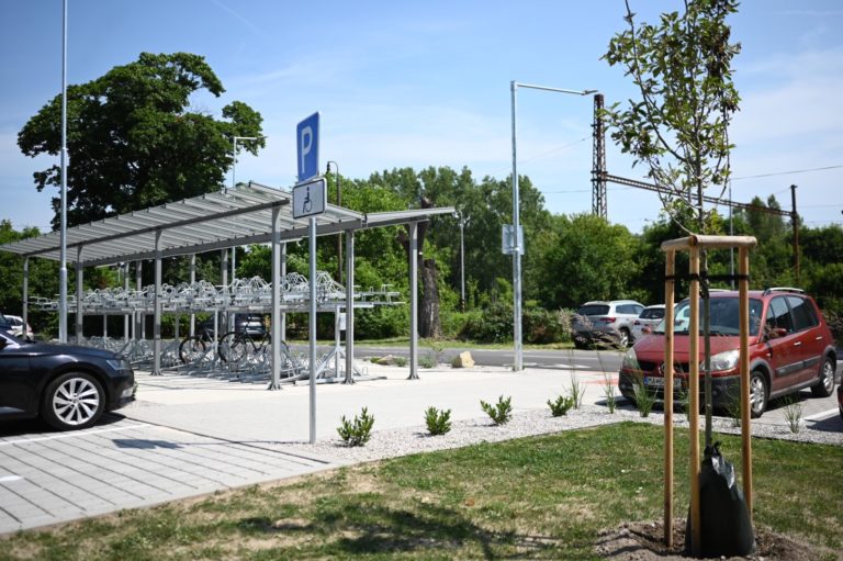 Veľké Leváre – Nový prestupný terminál (fotografie)