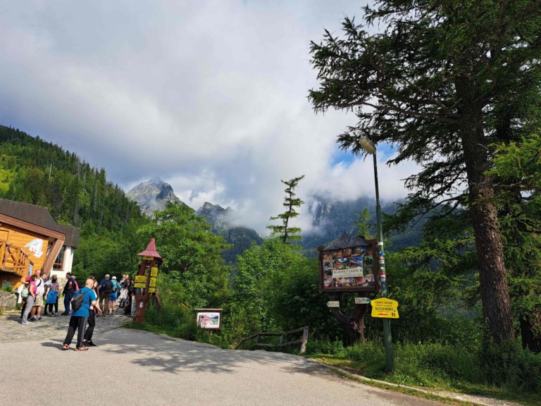 Hrebienok, turisti, víkend