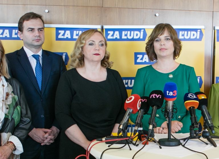 Za ľudí, Remišová, Leščáková, Meravý