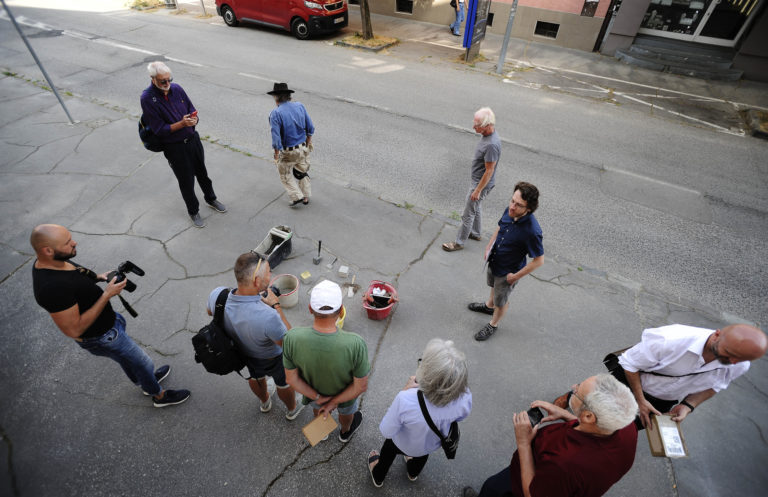 TRENČÍN: Osadenie kameňov zmiznutých Trenčanov