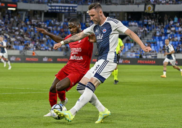 FUTBAL LM: Slovan - Swift.