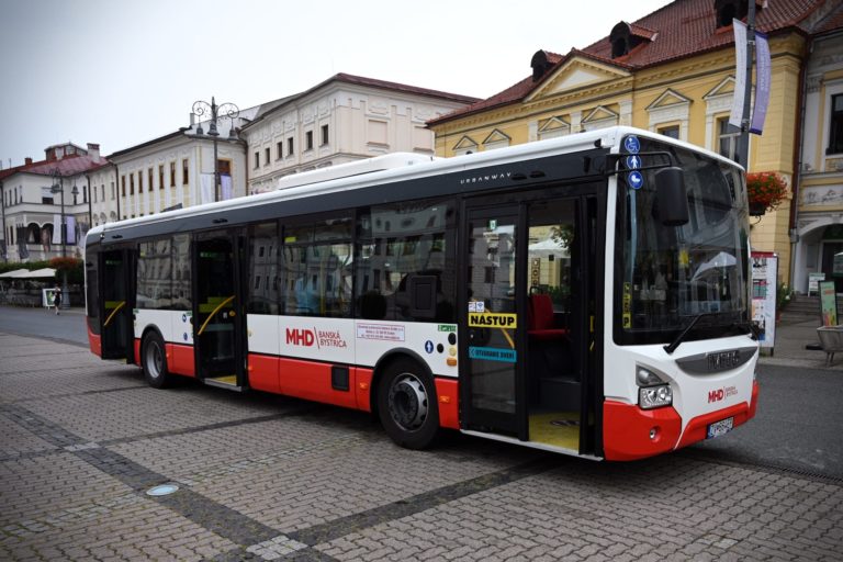 BANSKÁ BYSTRICA: Nové autobusy MHD