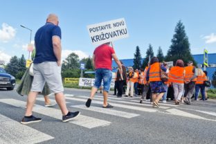 VRANOV NAD TOPĽOU: Protest za výstavbu križovatky