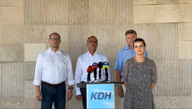 Tlačová beseda KDH k situácii s medveďmi